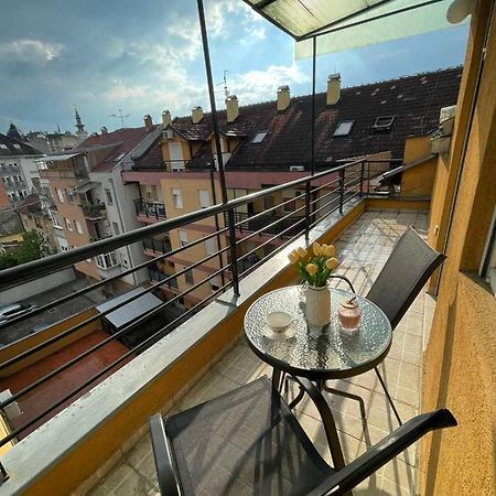 Apartman Centar Appartement Novi Sad Buitenkant foto